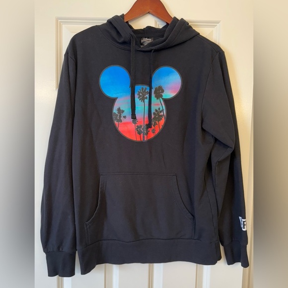 Disney Collection by Neff Black Mickey Mouse Sunset Hoodie Men’s Size Medium - Picture 1 of 9